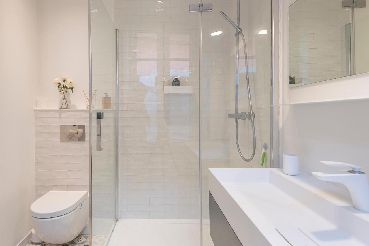 Spacious Apartment Rated 4 Stars In The Heart Of The Old Town アヌシー エクステリア 写真